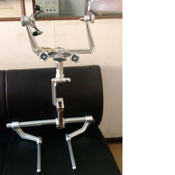 Mayfield頭架，DORO頭架