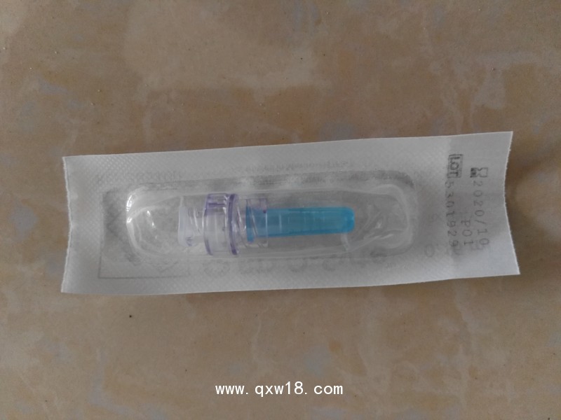 BD輸液接頭  分隔膜無(wú)針密閉式輸液接頭 385100