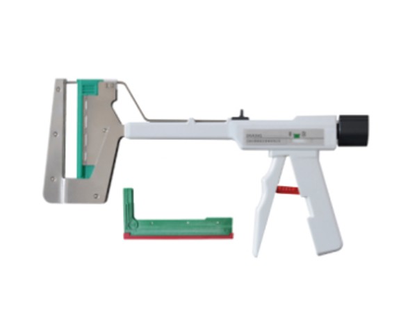 一次性使用直線型吻（縫）合器及組件