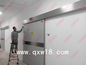 天宇射線防護鉛門生產廠家，專業(yè)定制各種規(guī)格醫(yī)用鉛門