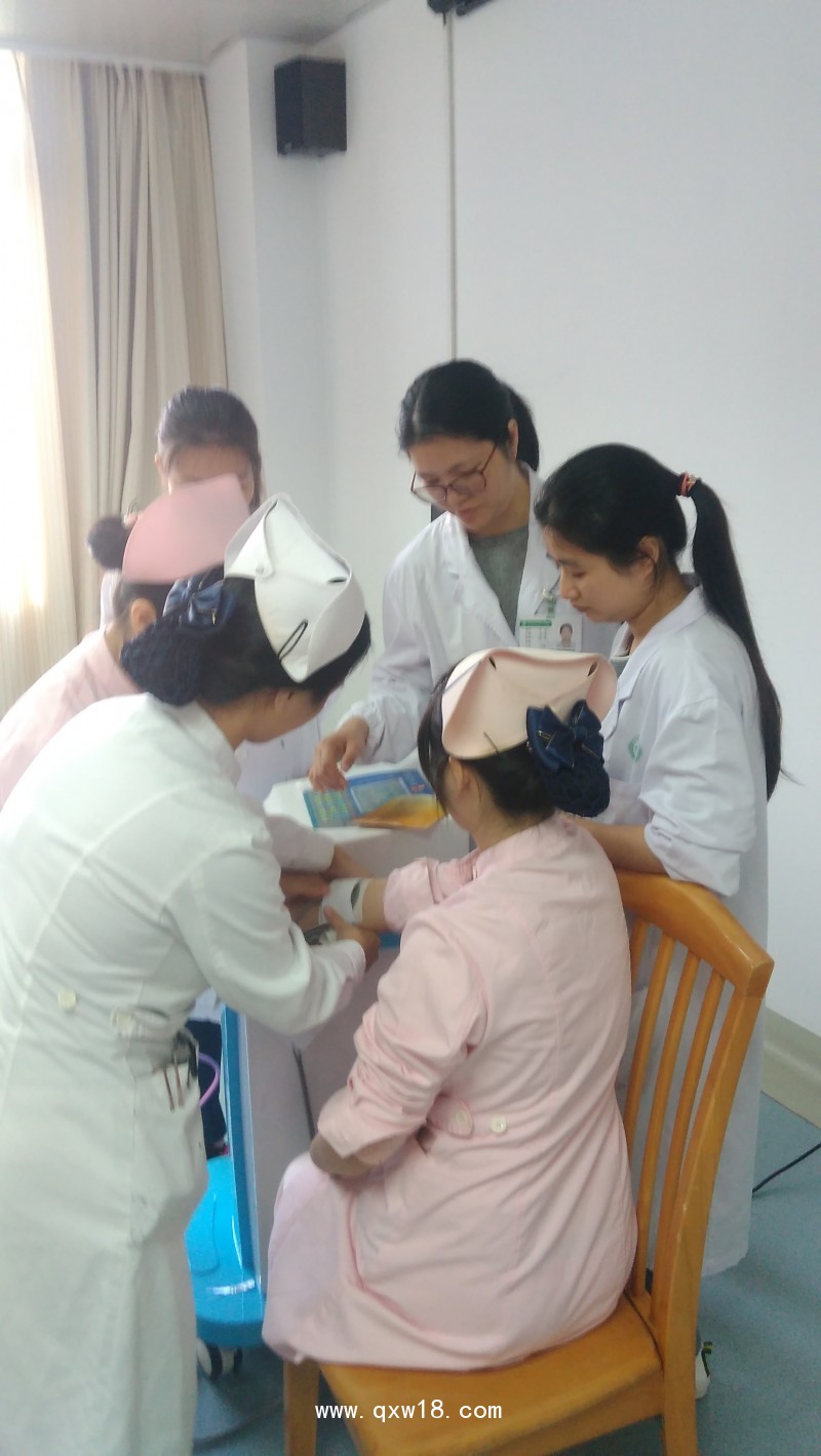 中醫(yī)定向透藥治療儀3000