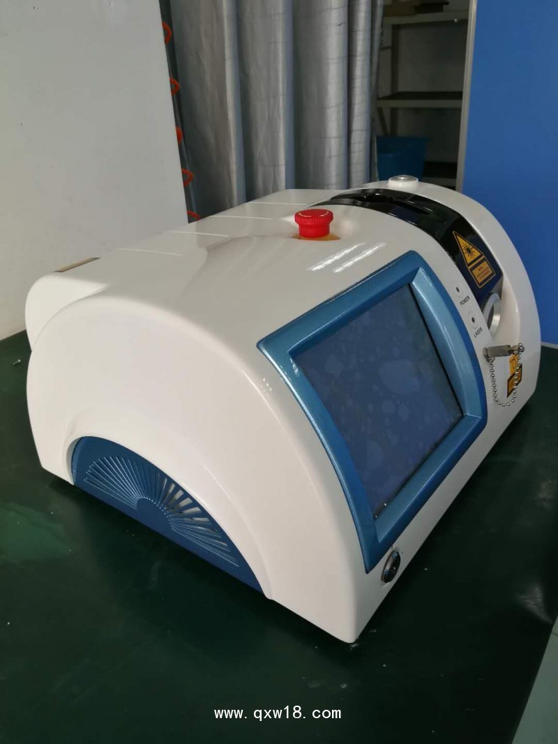 武漢博激廠家供應(yīng)980nm靜脈曲張半導(dǎo)體激光治療儀