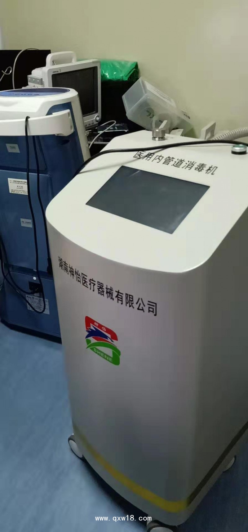 醫(yī)用呼吸機(jī)內(nèi)管道消毒機(jī)