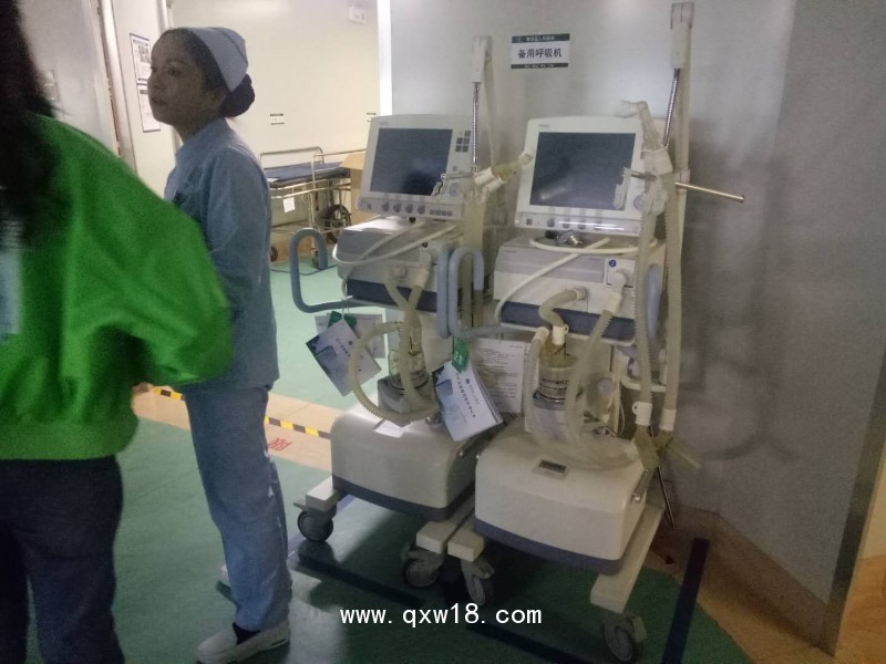 呼吸機(jī)內(nèi)回路消毒機(jī)