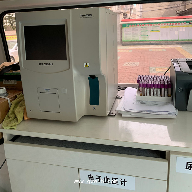 漸健家醫(yī) 基層公衛(wèi) 老年人體檢車 智慧醫(yī)療 公衛(wèi)巡診車