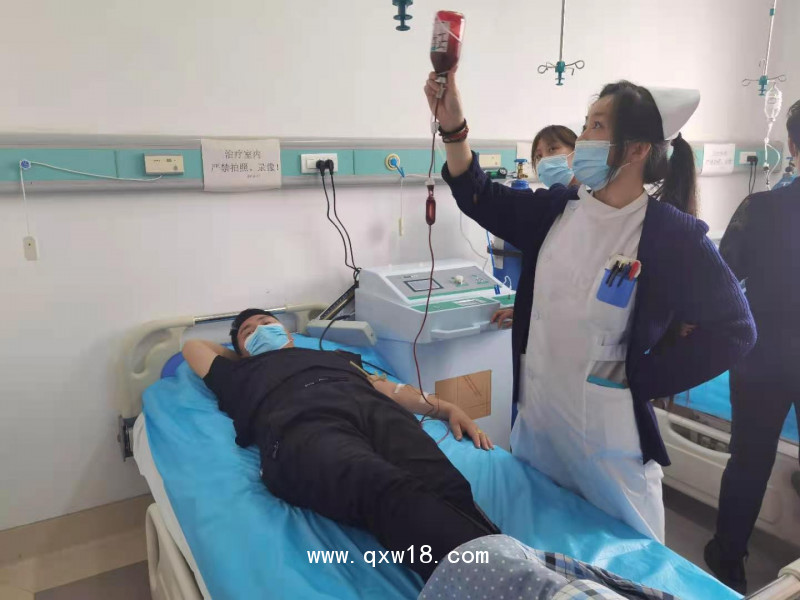 供應(yīng)立式臭氧治療儀丨安通國產(chǎn)大自血臭氧治療儀