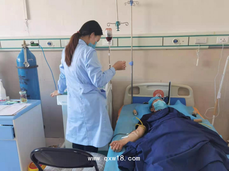 臭氧大自血治療儀丨醫(yī)用三氧治療儀