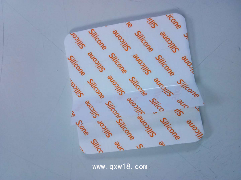 君言10cm*10cm 硅凝膠泡沫敷料無邊型