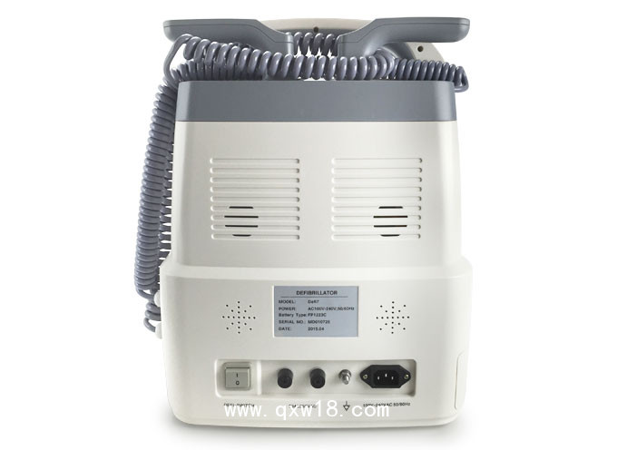 國(guó)產(chǎn)除顫監(jiān)護(hù)儀/單相除顫監(jiān)護(hù)儀/專業(yè)醫(yī)用除顫儀