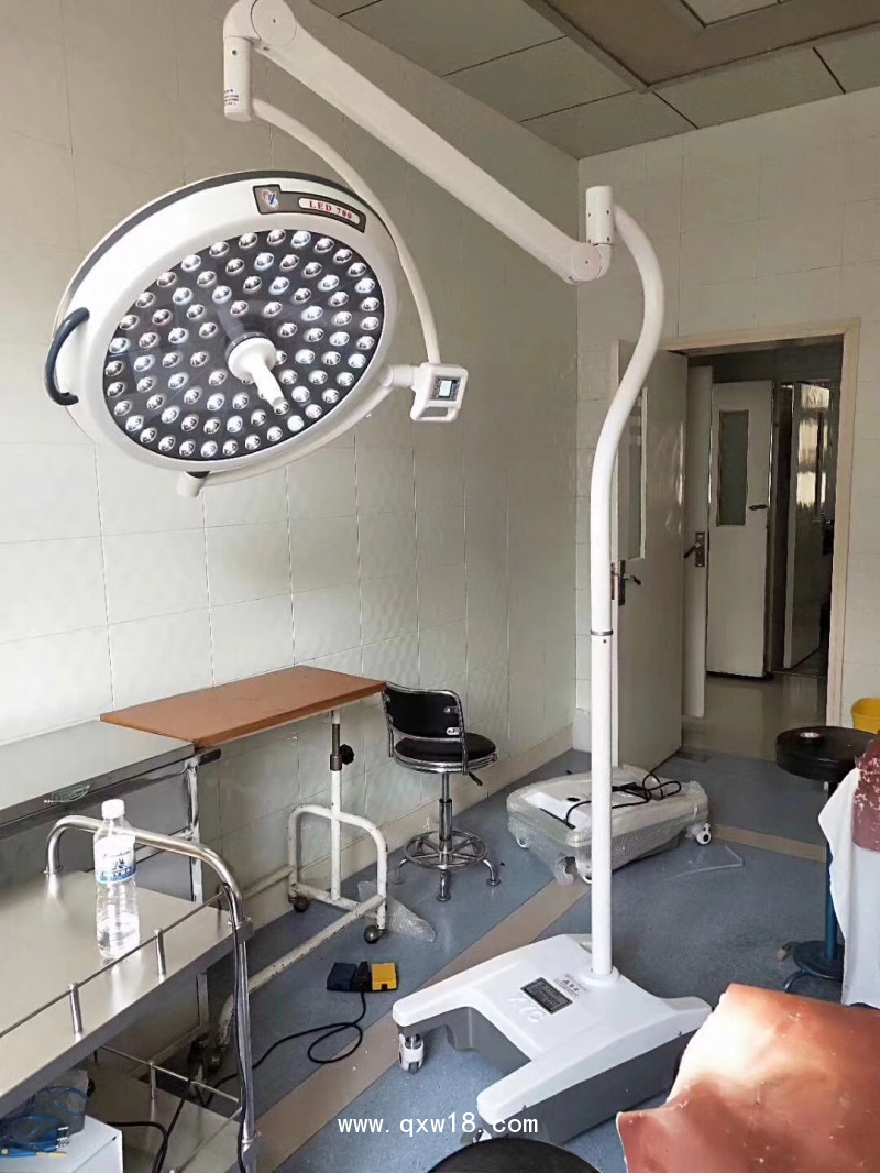 欣雨辰 YCLED700L手術(shù)無(wú)影燈 移動(dòng)無(wú)影燈 立式檢查燈