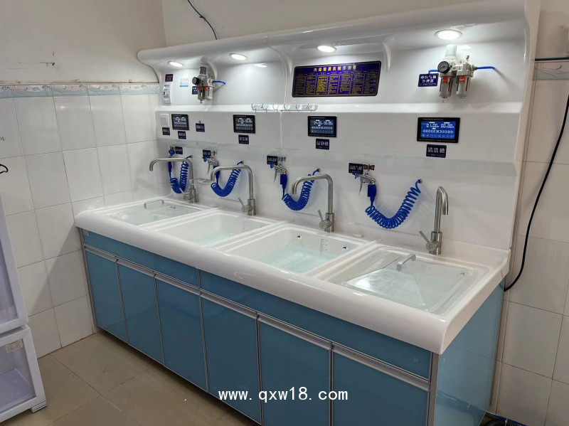 內(nèi)窺鏡清洗機胃腸機清洗工作站一體式設計PMMA高分子制作