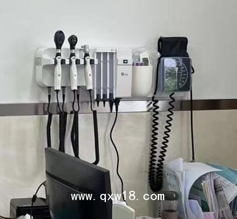 YS-ZCA5型五合一壁掛式全科診斷儀