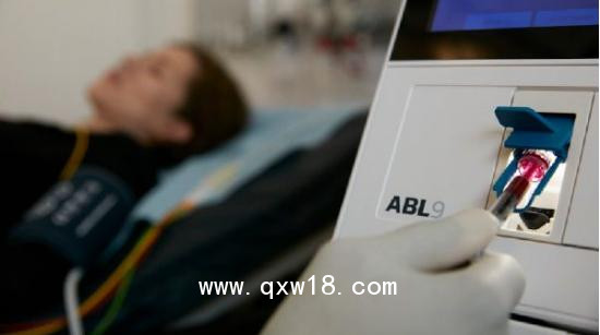 微電極血?dú)夥治鰞xABL9雷度血?dú)夥治鰞x分析儀