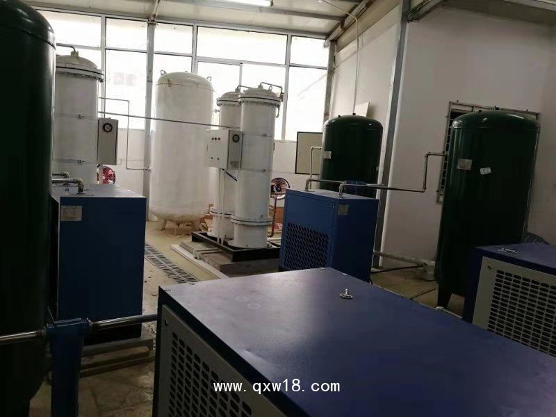 大型醫(yī)用制氧機