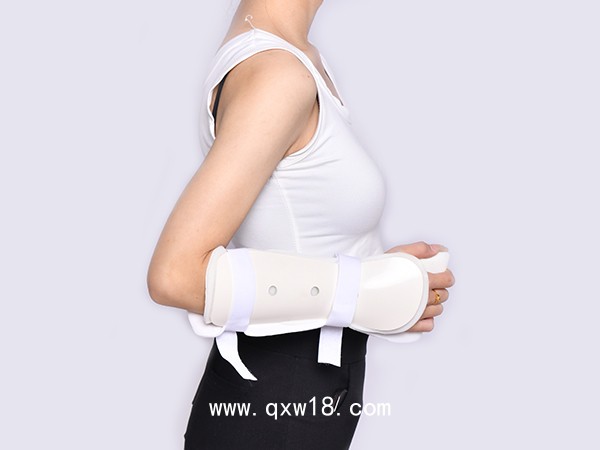 橈骨支具腕部固定帶手腕關(guān)節(jié)支具護(hù)腕手骨折術(shù)后固定托具前臂夾板