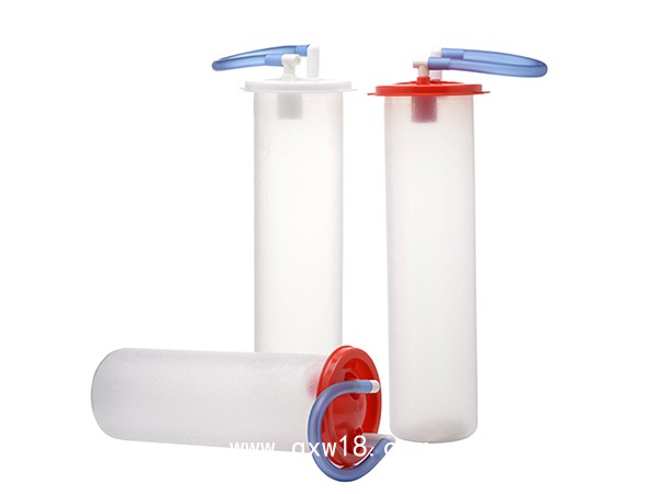 負壓吸引用收集裝置