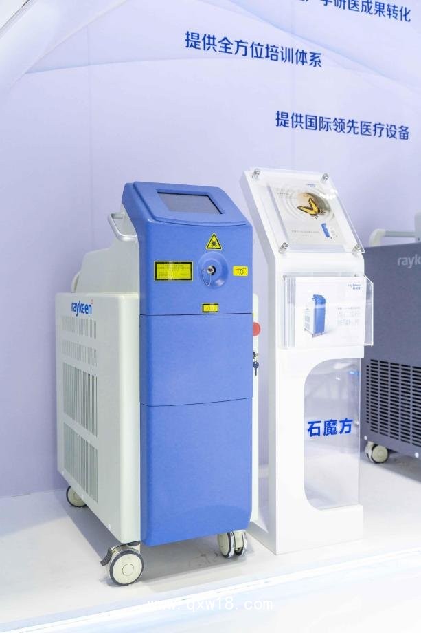 石魔方鈥激光治療機(jī)，瑞柯恩制造，適配多光纖，碎石更靈活