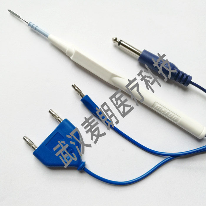 1494564592223583.jpg 三種插頭.jpg