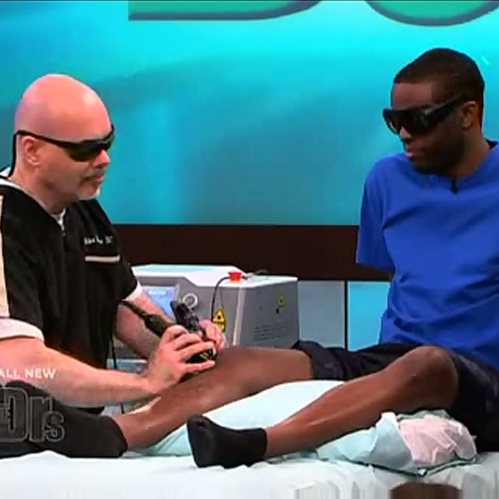 1551938242484874.jpg 高能量激光治療儀3.jpg