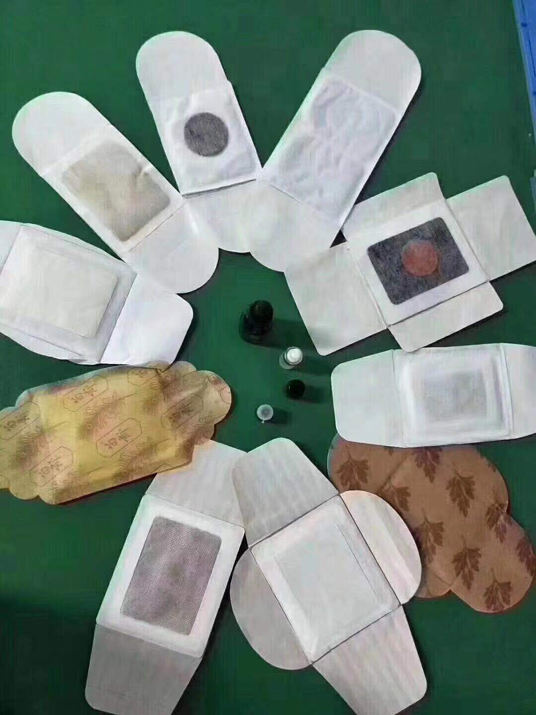 膏貼.jpg